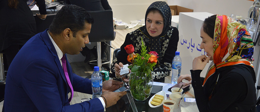 مدیر عامل,سمیه رضیئی,نعیمه آسپار,Implant,Abutment,Hiossenآزاد تجارت پارس,Azad Tejarat Pars,دندانپزشکی,دندانپزشک,Dentis,Dental,اکسیدا 59