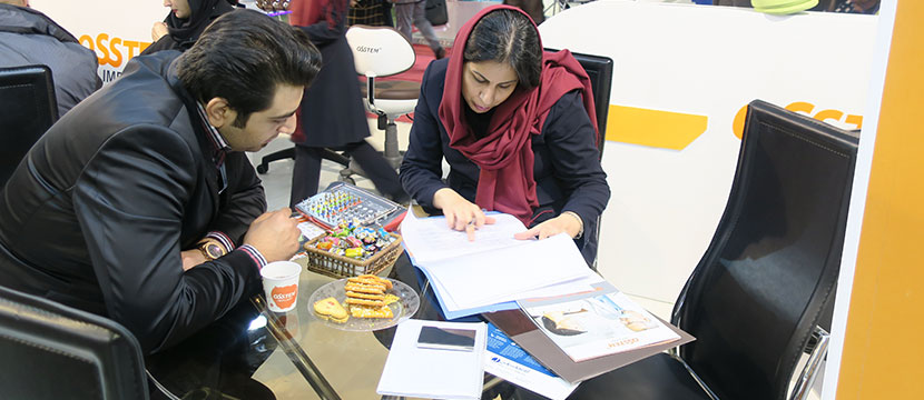توضیحات کارشناس فروش خانم محلاتی به دندانپزشکان 